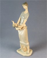 Lladro Figurine #4576 "Maternidad"