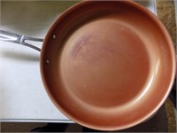 Copper skillet