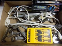 Box of wrenches tools