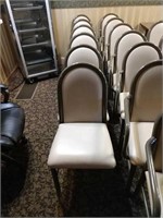 padded dining room chairs
great condition/ like