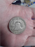 1953 FRANKLIN HALF DOLLAR CIRCULATED COIN
