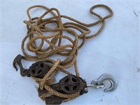 Rope with Pulleys & Hook