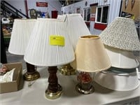 4 Lamps with Extra Lamps Shades