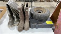 Size 8 Rubber Boots,Tire and Waste Oil Drain Pan