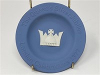 VTG Queens Silver Jubilee Wedgwood Plate