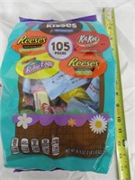 105pcs. Assorted Chocolates Reese's, Kisses,