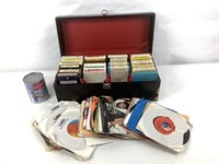 Coffret cassettes 8 tracks/disques/vinyles 45 tour