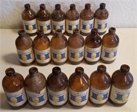 (18) Vintage 1970s Highlander Beer Glass Bottles