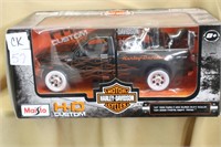 1:27 & 1:24 Harley Davidson 99 Ford Pick Up & 2002