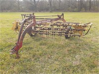 New Holland 256 5 Bar Hay Rake