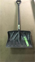 Suncast steelcore 20” pusher shovel