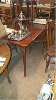 Queen Ann Legged Table & 4 Chairs