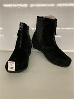 PROPET WOMENS BOOT SIZE 9.5