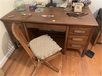 OAK DESK AND CHAIR