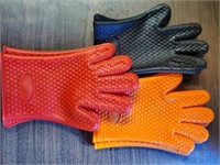 Wolf gang glove set