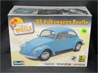 REVELL CALIFORNIA WHEELS 68' VW BEETLE MODEL KIT