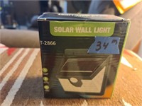 Wall mount solar light