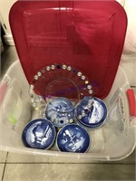 Clear tub w/ red lid--collector plates,clear plate