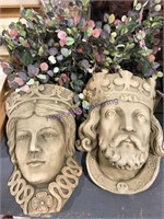 Pair of stone-like queen/king planters w/ plants