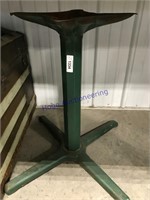 Metal pedestal table leg, 27.5" tall