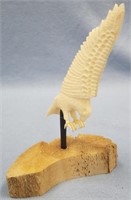 Lovely ivory carving of an eagle by Aningiyou, res