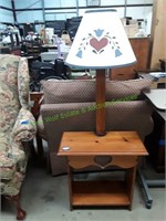 Vintage Wooden Heart End Table Lamp w/ Shade