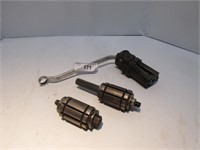 EXHAUST PIPE EXPANDERS