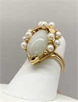 Ming's 14k Jade and pearl ring