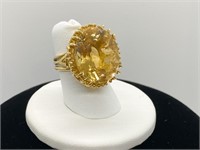 18k Gold citrine cocktail ring