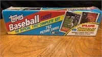 1992 TOPPS BASEBALL CARD FACTORY SET (792)  SEALED