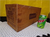 Armour - Corned Beef Wooden Box