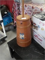 Reproduction butter churn
