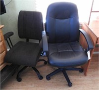 Lot #561 - (2) office chairs