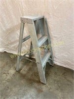 3 foot aluminum step ladder