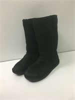 Size 6 Women's Black UGG Boots