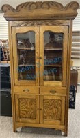 Antique oak kitchen cupboard excellent condition