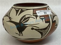 Navajo pot signed by artist 6 inches in diameter