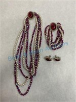 Costume necklace bracelet and earrings with