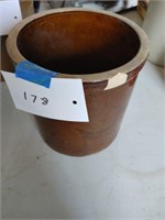 Brown 2 gallon crock chipped