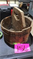 Wire nail keg bucket