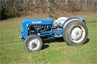 Ford 2000 Tractor - Gas - Odometer Shows 190 -