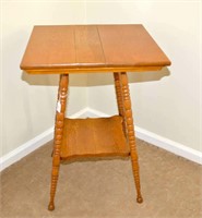 Vintage / Antique Spindle Leg Lamp Table - Oak -