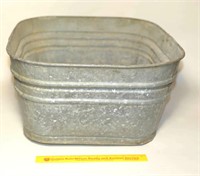 Vintage Galvanized Square Washtub - does have a
