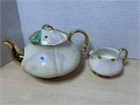 Teapot  And Creamer