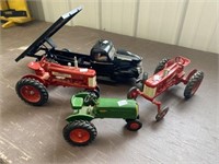 Farmall 350 Tractor 1:16 Scale, Farmall 350 Wide
