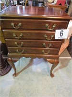 Crescent Furniture Mahogany Queen Anne Style