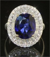 14kt Gold 8.59 ct Oval Sapphire & Diamond Ring