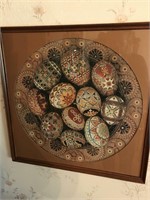Puzzle in Frame: Decorative Eggs in Bowl