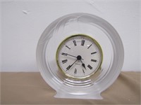 Decorative Table Clock 5" T Has Chip in Corner