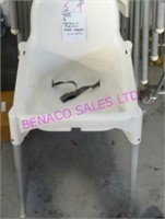 LOT 2 PCS METAL & PLASTIC HIGH CHAIR